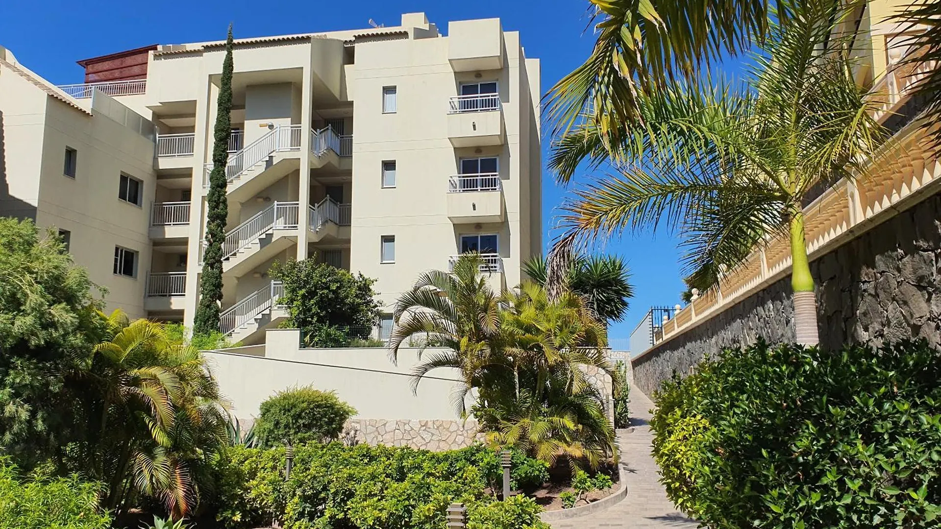 Terraza Sunset In Palm Mar, Pool & Padel Apartment