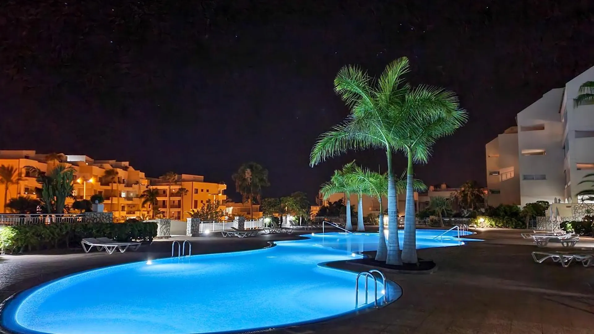 アパート Terraza Sunset In Palm Mar, Pool & Padelアパートメント